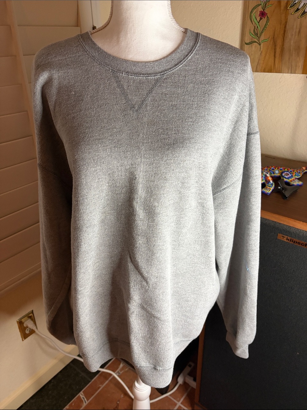🩶🤍Jerzees Brand Gray Classic Long Sleeved Sweatshirt W/Rounded Neck Sz L